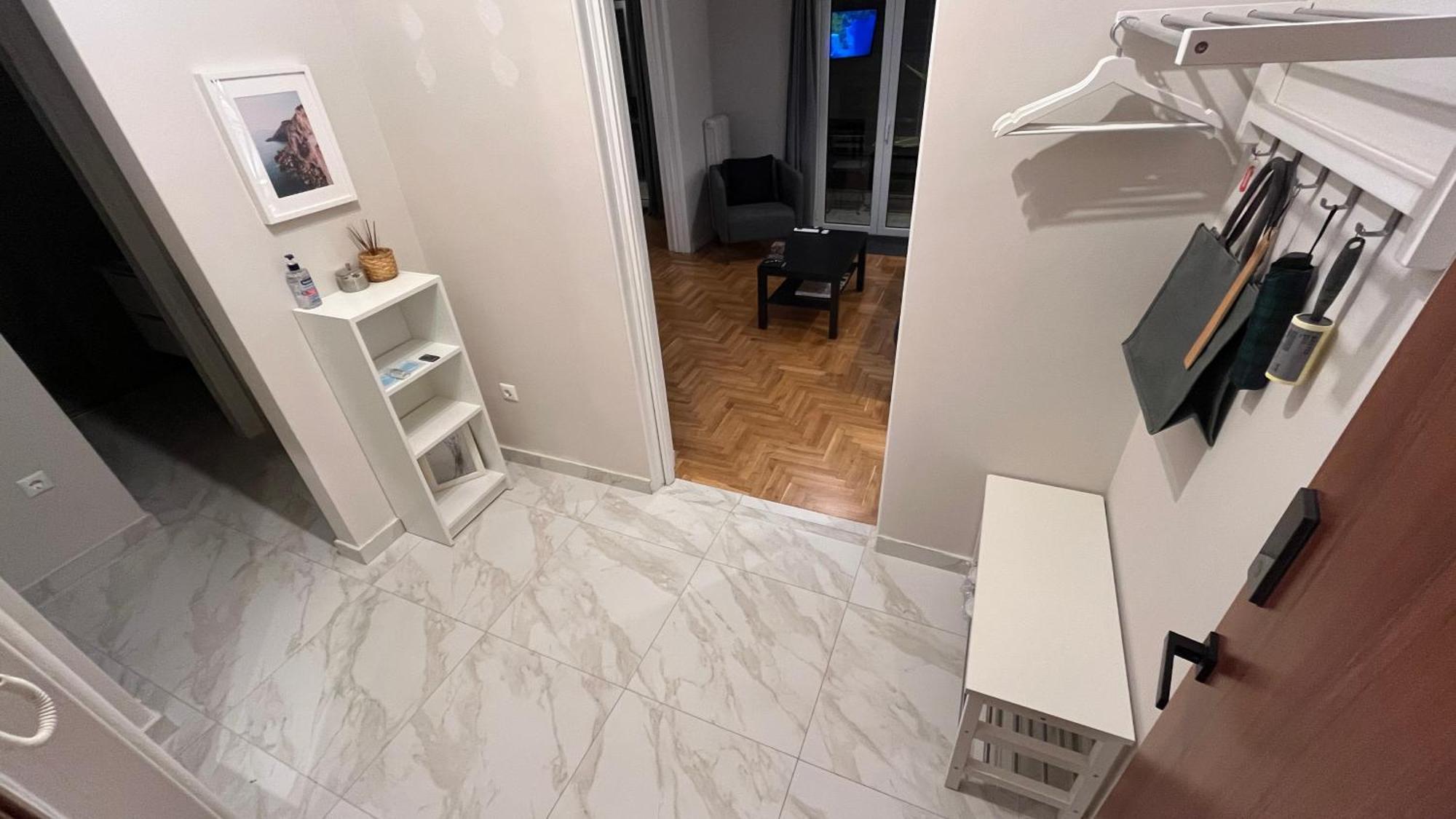 4 Newly Renovated Charming Apartments Steps From Panormou Metro Station Atene Camera foto
