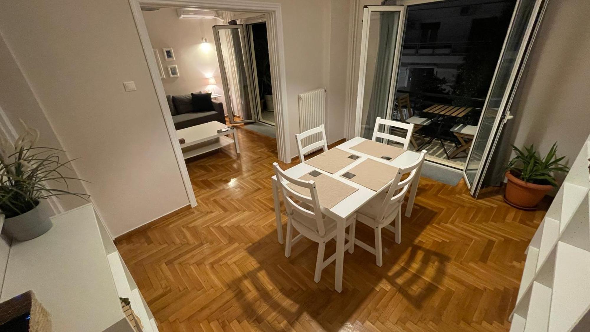4 Newly Renovated Charming Apartments Steps From Panormou Metro Station Atene Camera foto