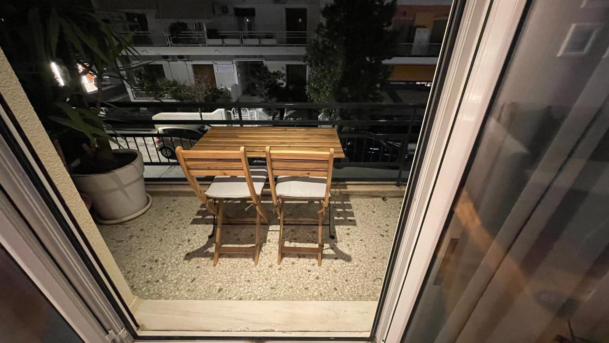 4 Newly Renovated Charming Apartments Steps From Panormou Metro Station Atene Camera foto
